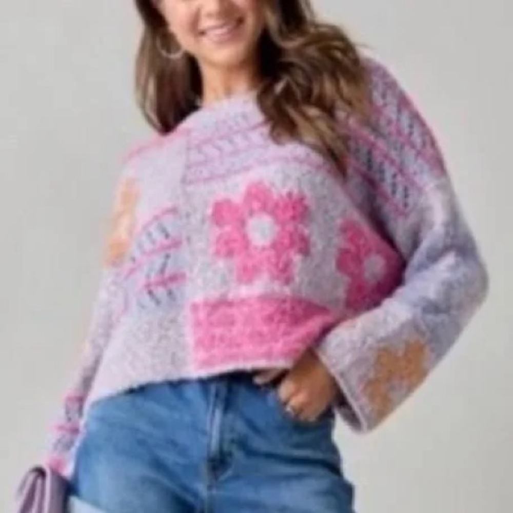 Moon & Madison Pink and Orange Patterned Sweater